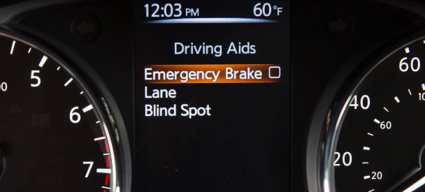 Nissan Forward Emergency Braking Warning Light