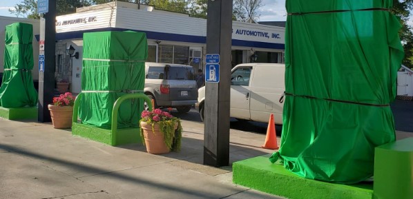 Can you leave your car at a gas station overnight